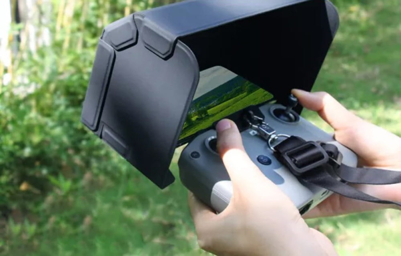 Oslona-przeciwsloneczna-na-smatfona-Sunnylife-do-kontrolera-DJI-RC-N1-1.jpg