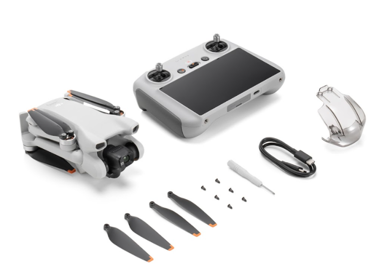 Dron DJI Mini 3 z kontrolerem RC