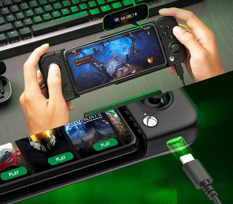 Kontroler mobilny GameSir X2 Pro czarny w dłoniach przy podświetlanej klawiaturze, gra na telefonie