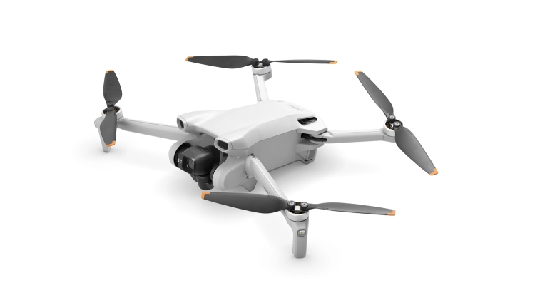 DJI Mini 3 RC Fly More Combo + DJI Care (1 rok)