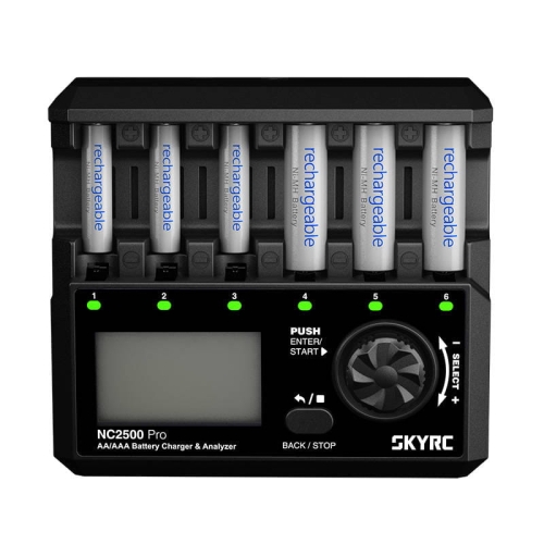 Ładowarka SkyRC NC2500 Pro na baterie AA / AAA