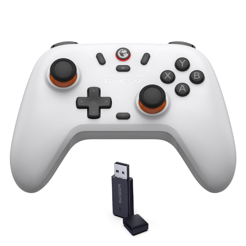 Kontroler-GameSir-Nova-Lite-stellar-white-od-przodu-z-odbiornikiem-USB.jpg