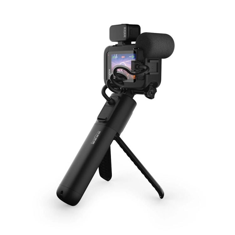 Kamera-GoPro-HERO-12-Black-Creator-Edition-z-zamocowanym-mikrofonem.jpg