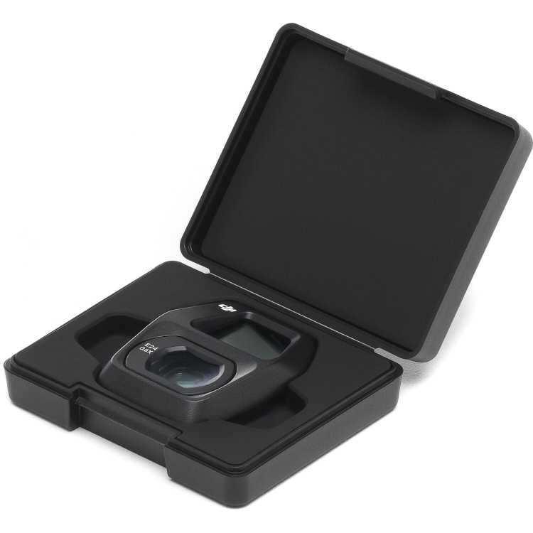 Szerokokatna-nakladka-na-obiektyw-do-DJI-Air-3S-w-etui-z-drugiego-boku.jpg