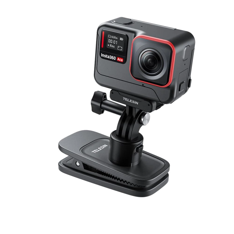 magnetyczny-klips-do-plecaka-telesin-z-zamocowana-kamera-insta360-ace-.jpg