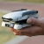 dron-zabawkowy-f10-zlozony-na-rece.webp