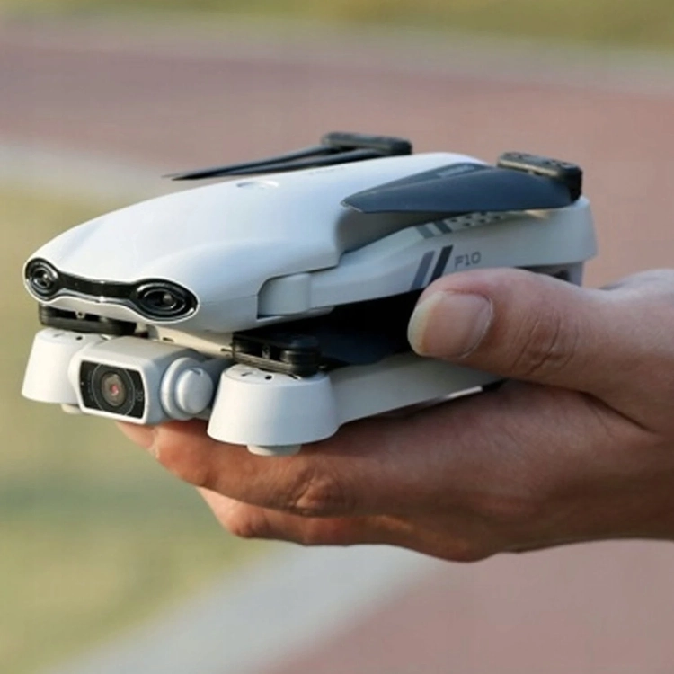 dron-zabawkowy-f10-zlozony-na-rece.webp