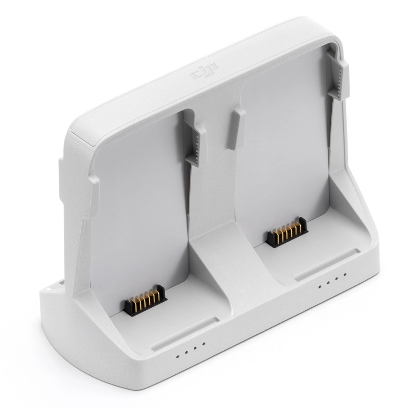 hub-do-ladowania-akumulatorow-dji-flip-z-bocznej-perpektywy.webp