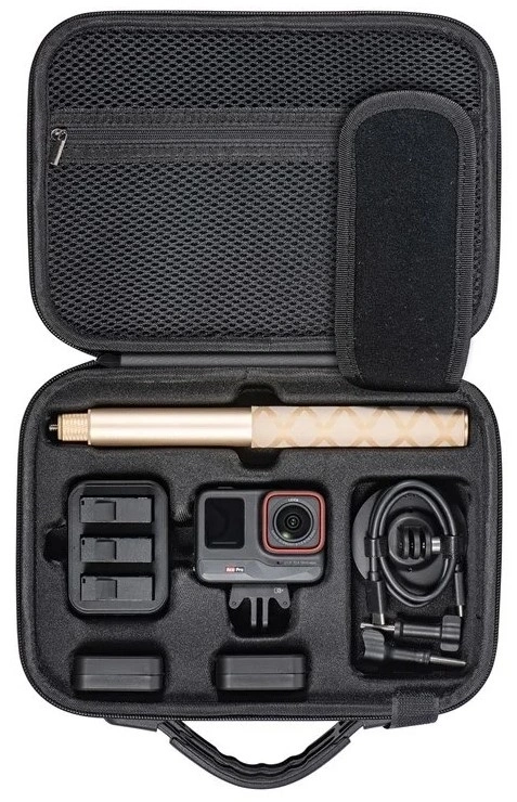 etui-torba-startrc-do-kamery-insta360-ace-pro-wnetrze-od-gory-z-kamera-akcesoria.webp