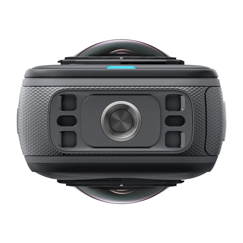 Kamera-Insta360-X5-dół.webp
