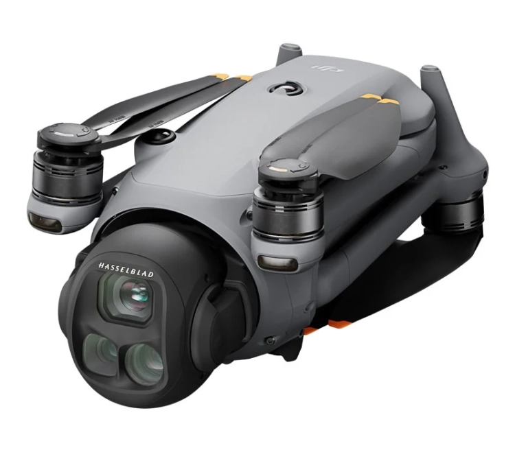 Dron DJI Mavic 4 Pro - złożony - front