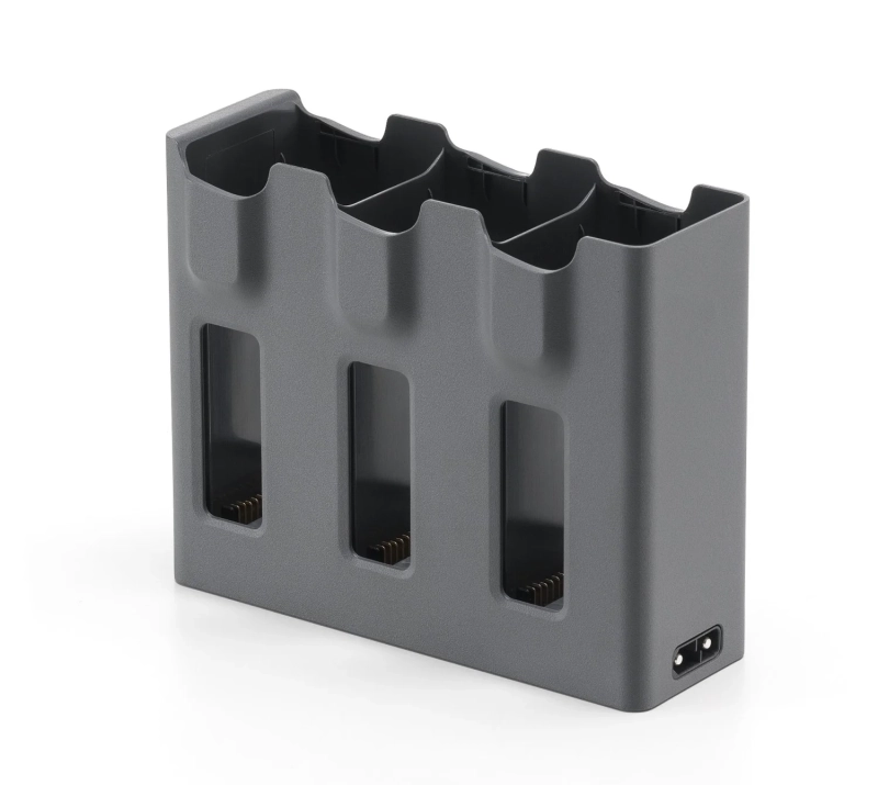 Hub ładowania akumulatorów DJI Mavic 4 Pro - na ukos od prawej