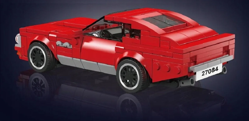 Aston Martin V8 Vantage 1977 - tył