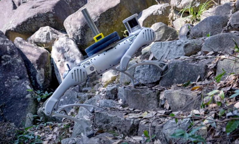 Unitree B2 - praca w każdych warunkach