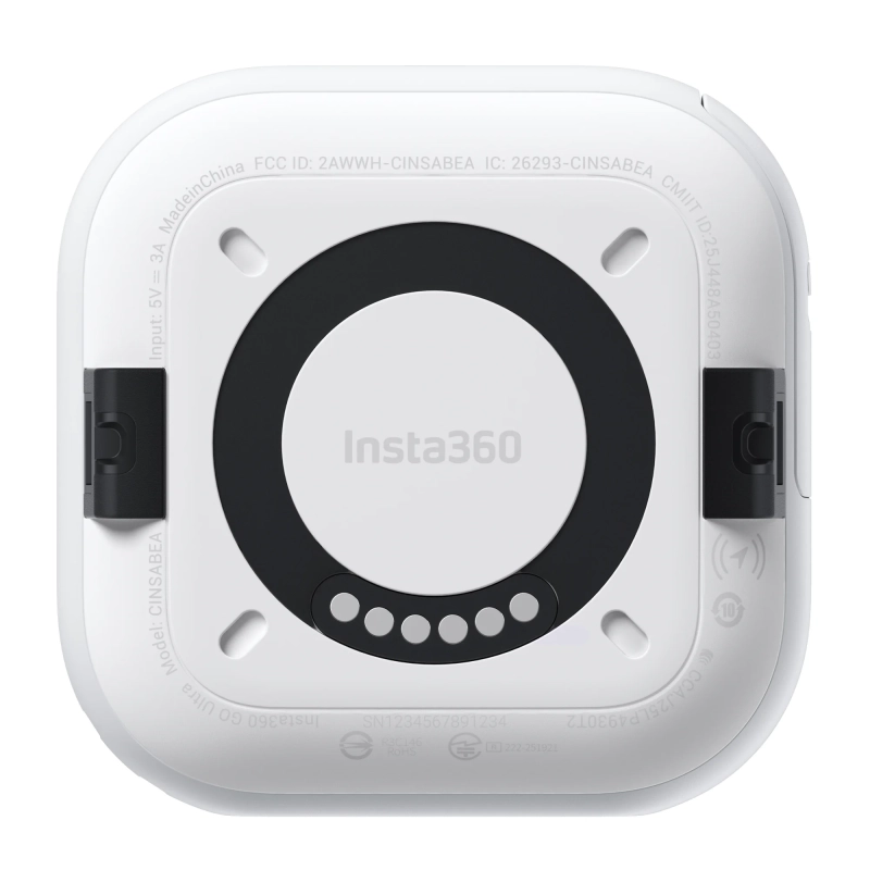 Insta360 GO Ultra (Midnight Black) - kamerka od tyłu