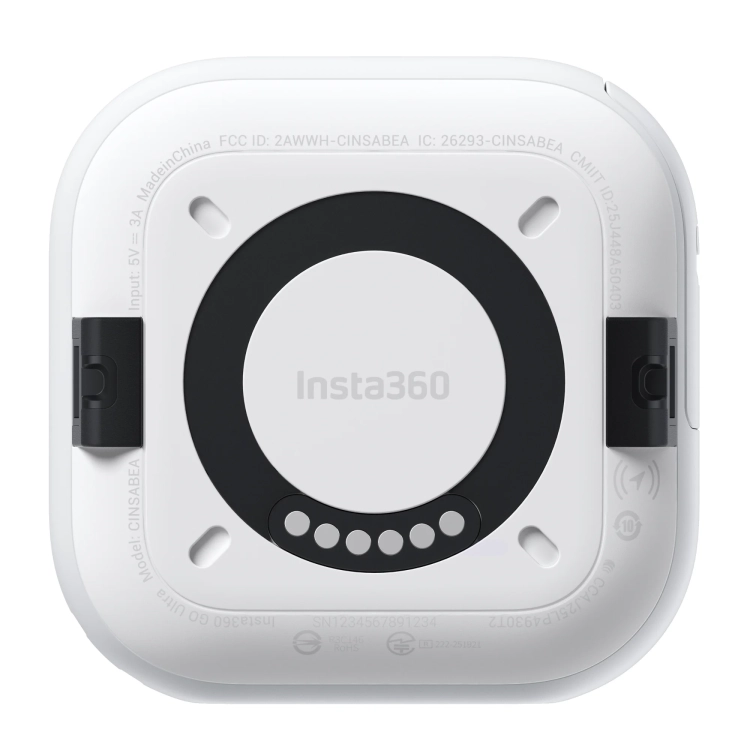 Insta360 GO Ultra (Midnight Black) - kamerka od tyłu