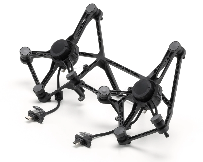 Podwójne mocowanie gimbala DJI Matrice 400 - na ukos od prawej