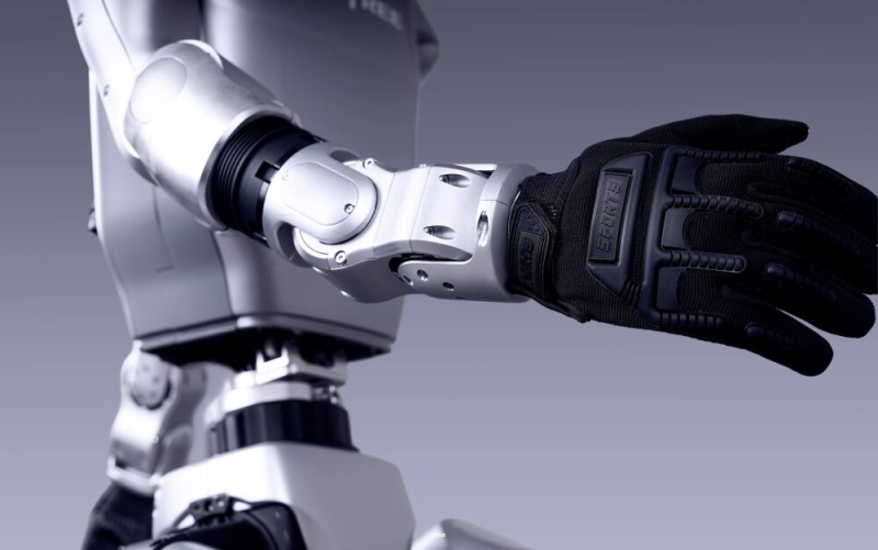 Robot Unitree G1 Edu – U5 – edukacyjno-badawcza platforma do autonomicznej nawigacji i interakcji człowiek–robot.