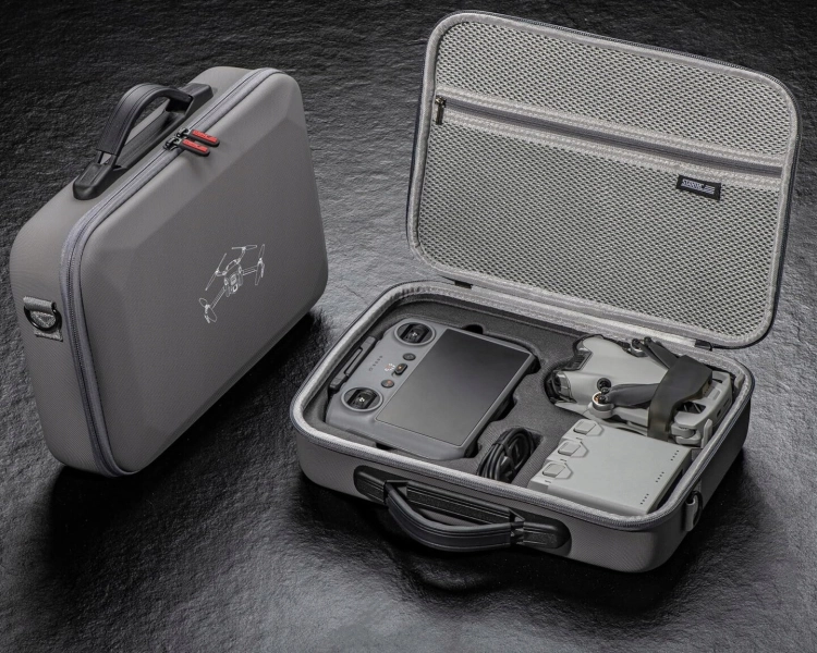 STARTRC PU Storage Bag — porządek w akcesoriach: hub, baterie, śmigła, kable.