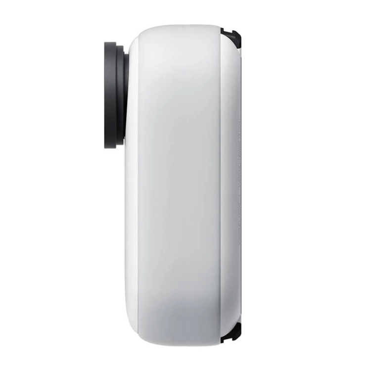Kamera-Insta360-GO-3-64GB-z-boku-1.jpg