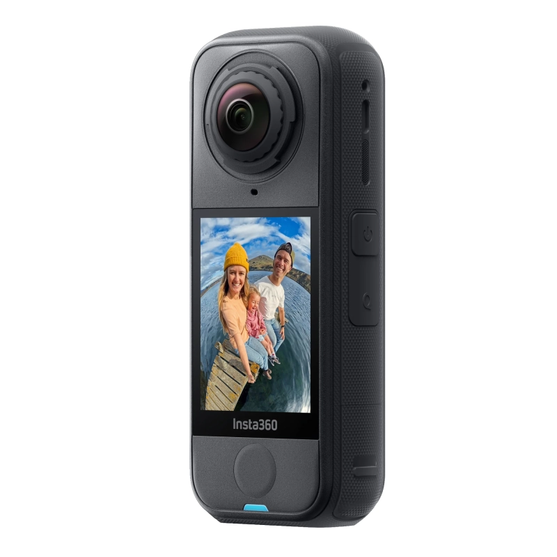 Kamera sferyczna Insta360 X4 Air - na ukos od przodu