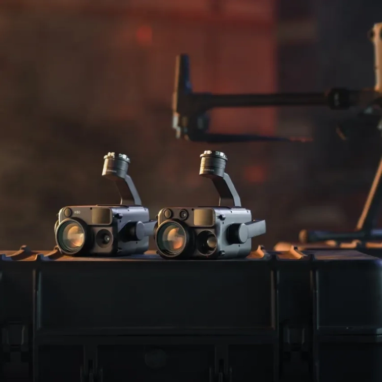 DJI-Zenmuse-H30-H30T-drone-back.webp