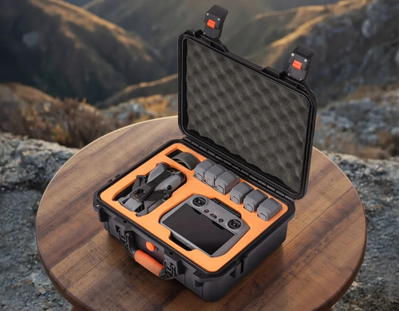 Wodoodporna walizka Sunnylife do DJI Mini 5 Pro Fly More Combo