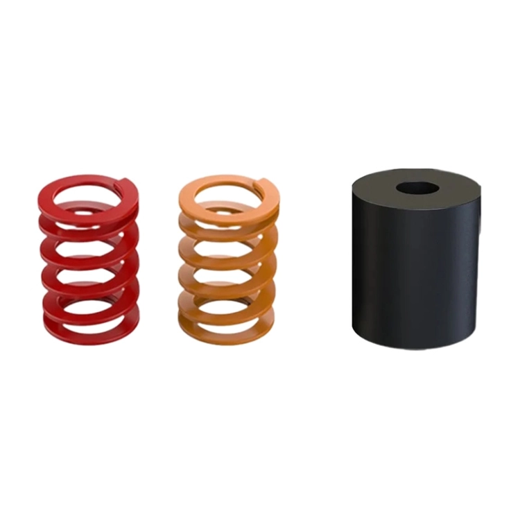 Elementy zestawu Moza RS17: sprężyny i elastomer na białym tle.
