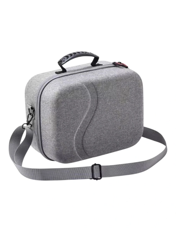 Gogle Meta Quest 3S bezpiecznie spakowane w etui STARTRC wraz z kontrolerami.