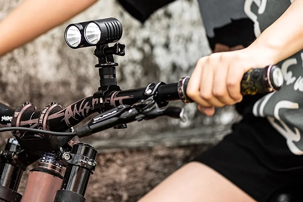 Uniwersalne oświetlenie STARTRC do drona, kamery, statywu