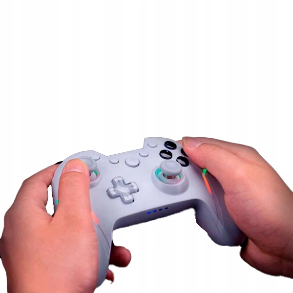 Ikony kompatybilności wskazujące współpracę pada EasySMX X20 z PC, Nintendo Switch i Android.