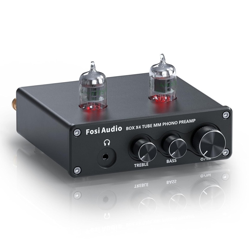 Front urządzenia Fosi Audio BOX X4 zawierający aluminiowe potencjometry i wejście słuchawkowe.