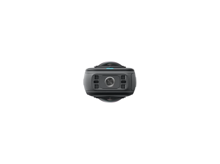 Mechanizm zatrzaskowy u dołu wodoodpornego korpusu Insta360 po użyciu w mokrym środowisku morskim.