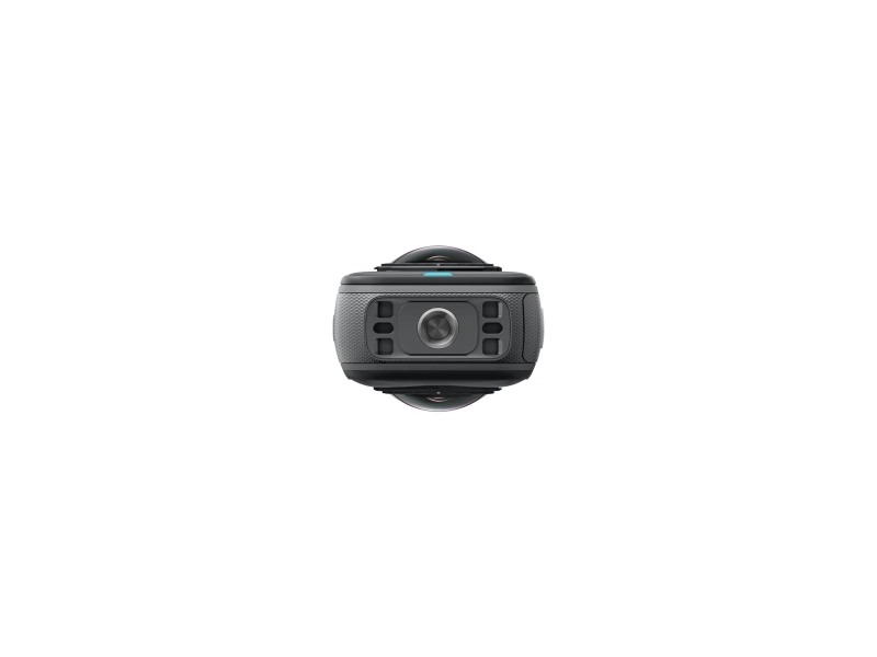Mechanizm zatrzaskowy u dołu wodoodpornego korpusu Insta360 po użyciu w mokrym środowisku morskim.
