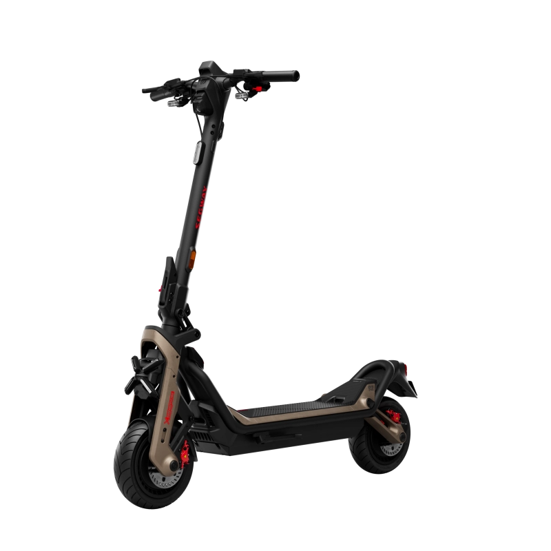Hulajnoga elektryczna Segway GT3 Pro z podwójnym zawieszeniem hydraulicznym i 11-calowymi oponami bezdętkowymi.