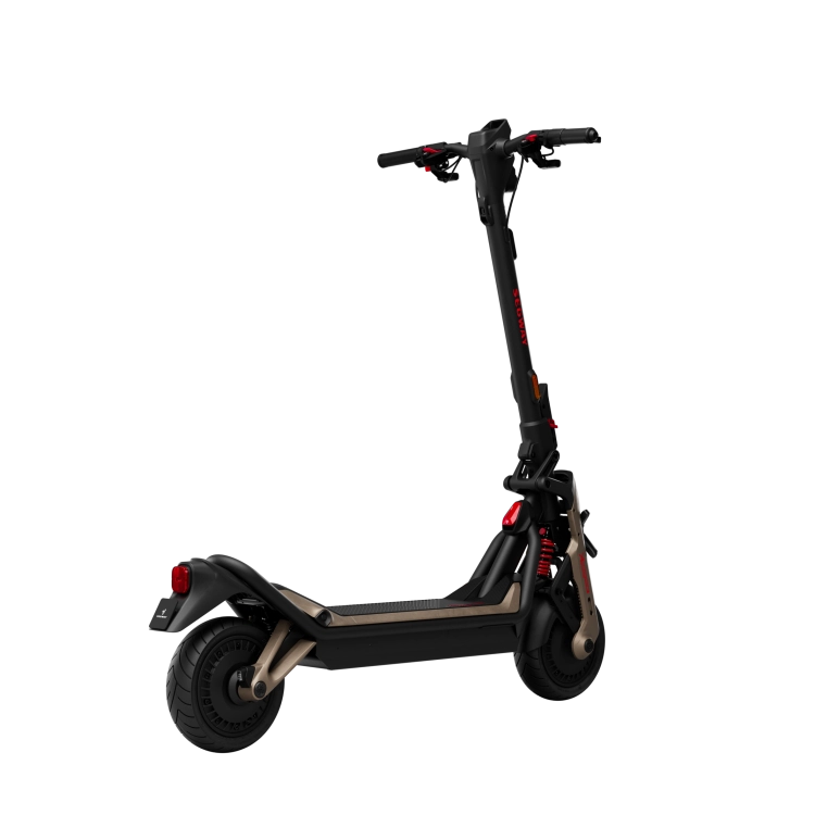 Wentylowana tarcza hamulcowa o średnicy 140 mm w zespole hydraulicznym przedniego koła Segway.