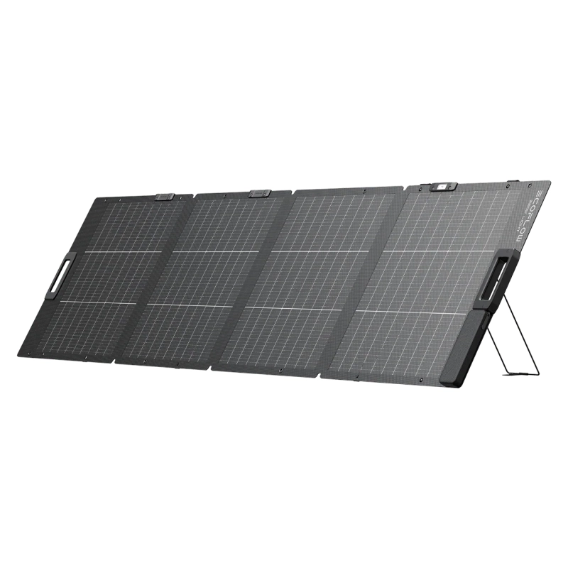 Przenosny-panel-fotowoltaiczny-EcoFlow-220W-rozlozony-na-ukos