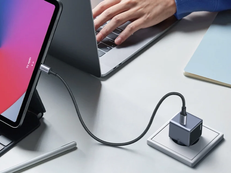 Ladowarka-sieciowa-35041-Ugreen-Nexode-Air-30W-USB-C-szara-03