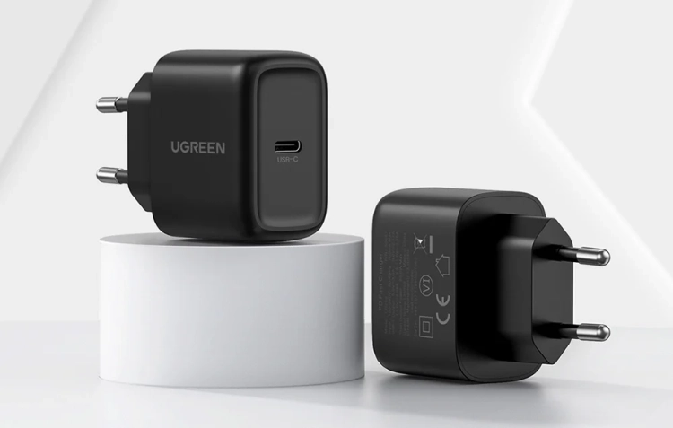 Ładowarka-sieciowa-UGREEN-CD250 3
