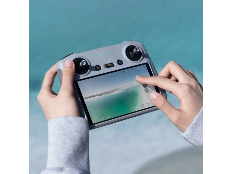 kontroler-dji-rc-do-dronow-dji.jpg
