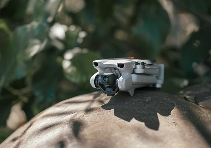 Dron DJI Mini 3 niezawodna innowacyjna konstrukcja