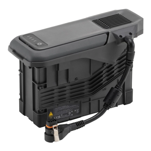Akumulator DJI TB100C z przewodem zasilania, widok z boku