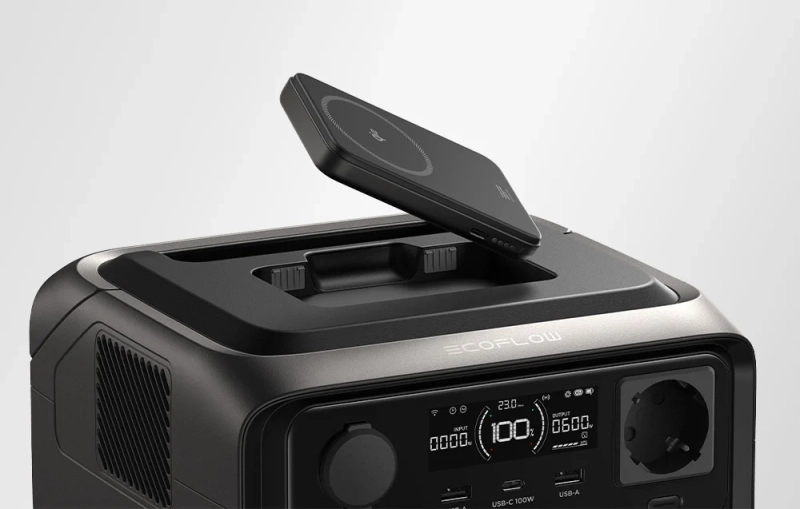 ecoflow-river-3-max-plus-wireless-otwarta-gorna-klapka