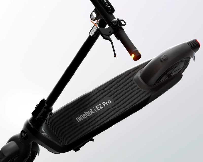 Hulajnoga elektryczna Segway Ninebot E2 Pro D