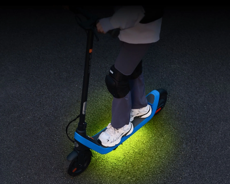 Oswietlenie-RGB-pod-podestem
