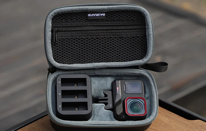 pokrowiec-do-insta-360-ace-pro-2.webp