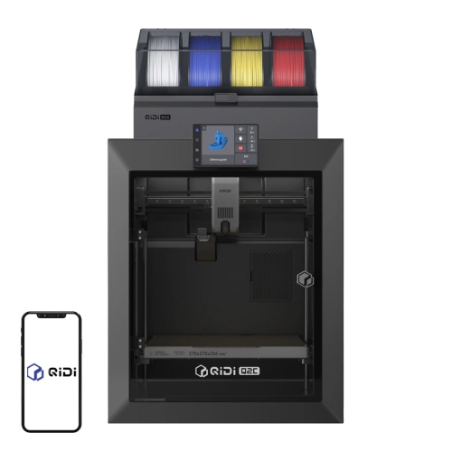 Czarna drukarka 3D QIDI Q2C Combo na stanowisku roboczym wraz z kolorowymi szpulami filamentu.