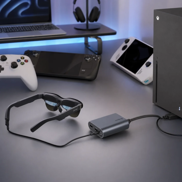 adapter-rayneo-hdmi-usb-c-podlaczony-do-urzadzen-multimedialnych