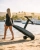 zestaw-kol-waydoo-evo-90l-mover-s-podczas-transportu-na-plazy