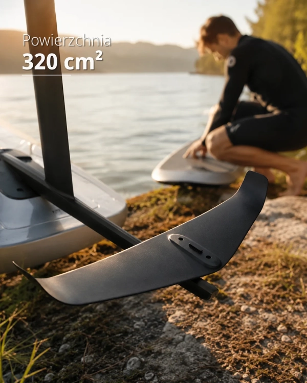 montaz-skrzydla-tylnego-waydoo-evo-gliding-tail-320-do-deski